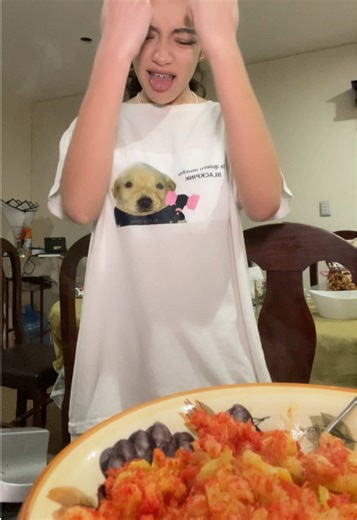 Ahorita que nadie lo ve #kaka