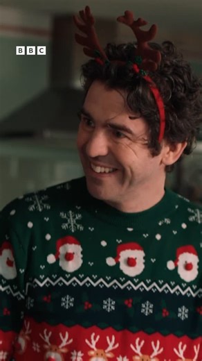 BBC iPlayer on Instagram: "Everyone’s Christmas Day is different 😂⁣ ⁣ #Motherland #Comedy #Christmas #Relatable #Throwback⁣ ⁣ Motherland: It’s a mum-eat-mum world. The brave women and men of the school run come face to face with playdate politics, the PTA’s reign of terror and never having a pee by yourself."