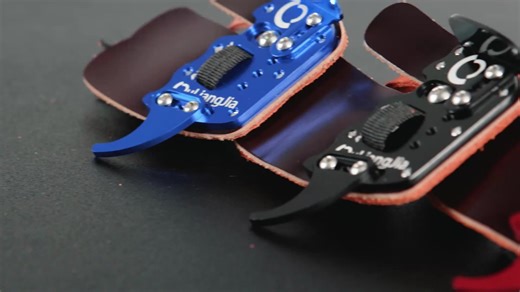 Ouliangjia Archery Finger Tab Cowhide   Aluminum Plate Adjustable Finger Guard Protective Gear for Recurve Bow