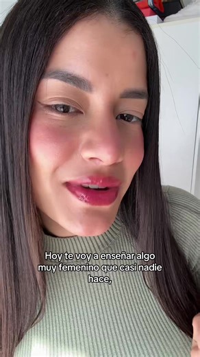 Cómo usar Polvo de Hadas para un Maquillaje Brillante