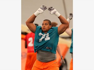 Ex-NFLer Jonathan Martin Charged For Threat To Harvard-Westlake