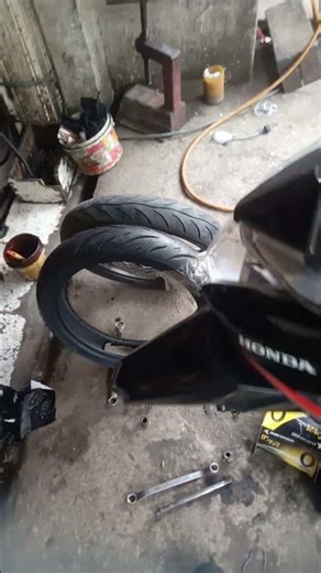 serupa tapi tak sama// MAXXIS DIAMOND #maxxistire #shorts #tutorial #mechanik