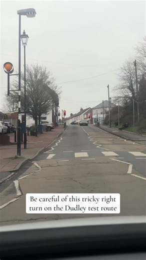 Navigating Right Turns at Dudley Traffic Lights