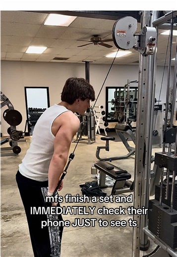 Why No One is Texting You After the Gym