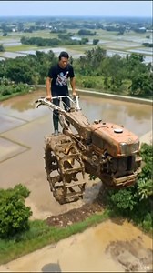 Extreme hand tractor, hilling tractor #traktornyungsep #kubota #G3000zeva | Traktor Mang Abek