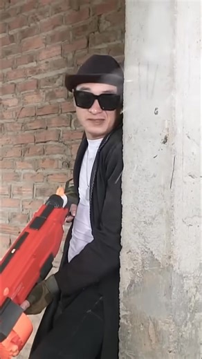 OMG! 😂 This SWAT team raid just got a WHOLE lot funnier! Watch these guys take on a ruined building with... TOY GUNS?! 🤣🔫 Get ready for some EPIC fails and hilarious action. Who knew saving the day could be this silly? Drop a COMMENT and tell us YOUR favorite moment! 👇 #reels #comedy #funny #swat #toyguns #fail #epicfail #action #parody #viral 😂🤣🔫🎉 | GUGU NERF WAR