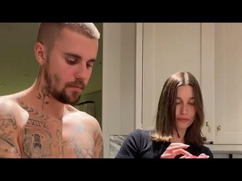 Justin Bieber Cooking for Christmas 🎄