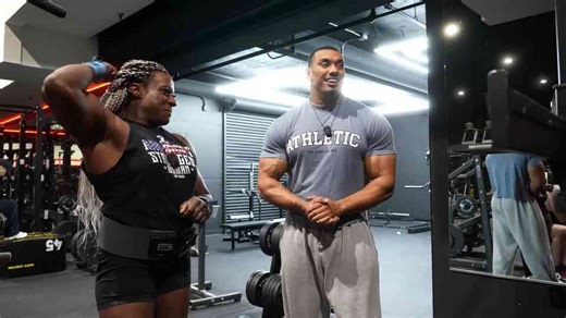 Breaking the 350lb golden dumbbells - world’s strongest woman vs. bodybuilders!