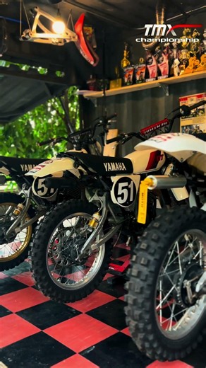สายวินเทจของแต่งเทพๆ #dt125 #dt100 #วิบากไทยแลนด์ #tmxchampionship #ตุ๊ดตู่โมโตช็อป