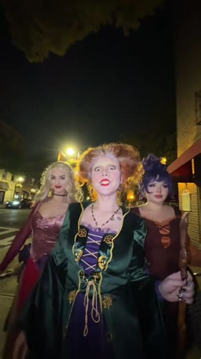 THE Sanderson Sisters🧙 #hocuspocus #sandersonsisters #winifred #sarah #mary #halloween #cosplay