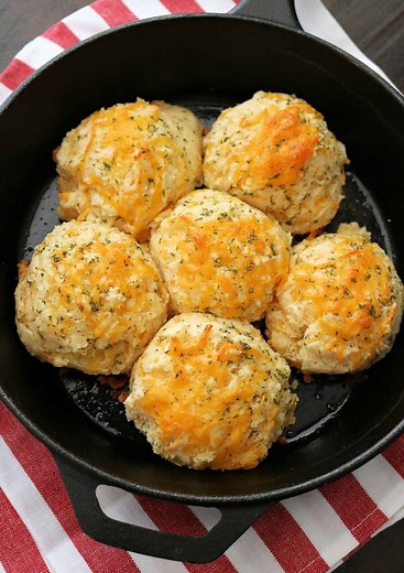 Red Lobster Garlic Cheese Biscuits (Self-Rising Flour) - Kindly Unspoken
