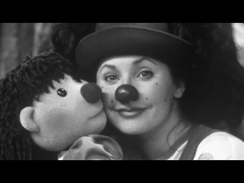 INTERVIEW | Alyson Court