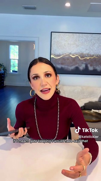 Falling for @priceline literally and figuratively 🤦🏻‍♀️. Getting to my happy place for a happy price from Paris to Milan. Use promo code KAT23 for 15% off Hotel Express Deals when you book by March 15, 2023. #ad #HappyPrice