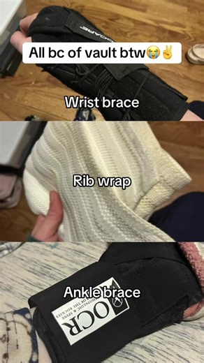 All I did was slightly miss my hands… now this😭😭😭😭 send help | hand dance