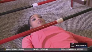 Limbo queen sets another world record