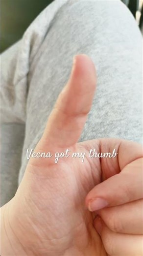 Hopping on this trend but I have a double jointed thumb