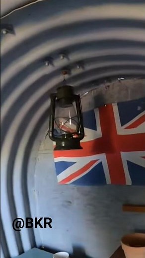 BRITISH WW2 Civilian Air Raid Shelter 🏴󠁧󠁢󠁳󠁣󠁴󠁿 ANDERSON SHELTER