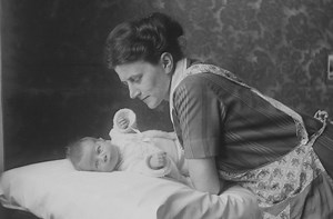 Nume de fete, vechi, românești. Cum se numeau fetițele acum sute de ani | Perfecte.ro