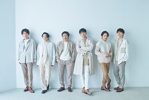 V6、6月2日リリースのニュー・シングル『僕らは まだ / MAGIC CARPET RIDE』より“僕らは まだ”MV公開 - TOWER RECORDS ONLINE