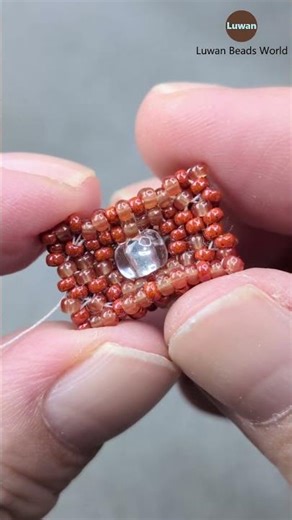 Caramel Candy Make Jewellery with Beads *ビーズで作ってみたらキャラメルキャンディーになった *串珠串出块焦糖