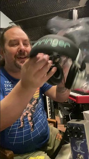 Behringer Headphones HPS3000