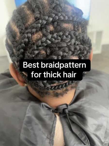 One size definitely doesn’t fit all! Been using this new braid pattern for thick and long hair that completely eliminates the extra volume at the top. The result is a much flatter install! - Service 👉🏾 full crochet install Location 👉🏾 Wherever you are (London) To book 👉🏾 DM me or book directly on https://HairByYeya.as.me/ #fyp #explorepage #crochettutorial #travelhairstylist #blackhair #mobilehairdresserlondon #knotlessbobbraids #crochethair #quickhairtutorial #crochethairstyles #crochetha
