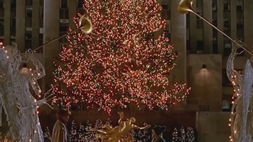 See Christmas movie sites in NYC on a holiday bus tour