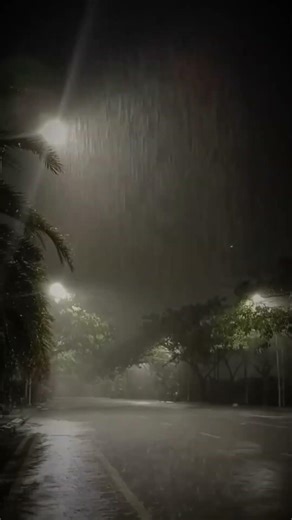 Raining where you are? Share your location! #raining