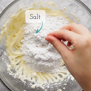 These Homemade Cinnamon Rolls only taste like they came from a bakery! Soft and fluffy, and topped with a thick layer of cream cheese frosting. A make-ahead dough breaks up the work. https://www.simplyrecipes.com/recipes/bakery_style_cinnamon_rolls/ | Simply Recipes