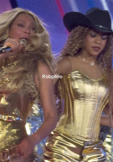 Cow-boy Carter Tour Paris: VIP Club Hodown Experience