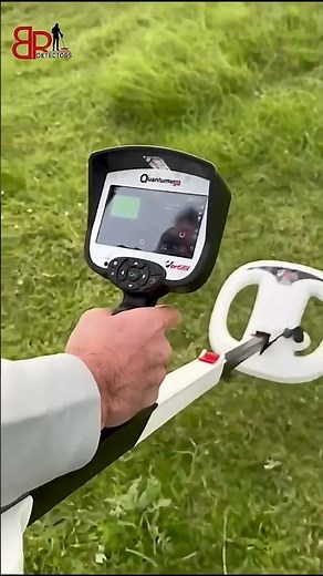 Quantum VX900 Metal Detector – Professional 3D Ground Imaging Gold Detector