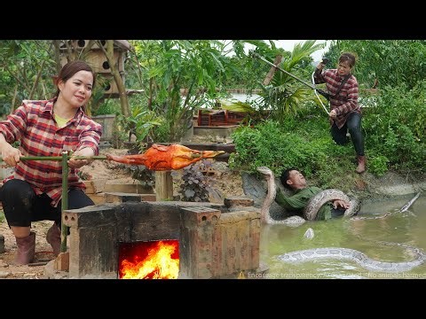 Terrifying Rescue! Saved My Father From a Giant Python – Homemade Grilled Chicken BBQ Recipe!