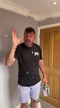 How a real decorator paints a skirting board #skirting #painting #decorating #diy