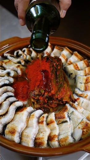 Well-fermented green onion kimchi? It actually tastes better this way.