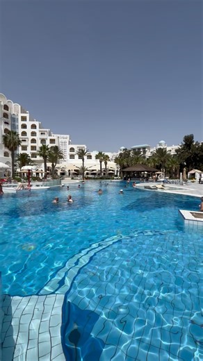 ✨Relax and enjoy our poolside this summer at Marhaba Palace Hotel. 🌟Whether you’re swimming or lounging, it’s the perfect spot to unwind with family and friends. 🌞🏊‍♂️ | Marhaba Palace