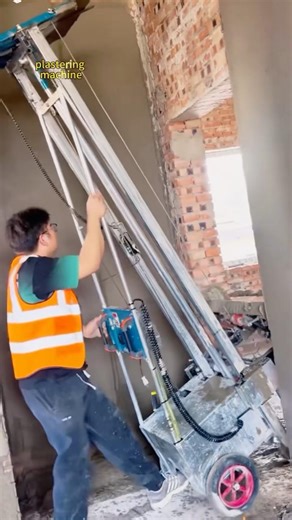 Wall plastering machine #Businessideas #Businesstips #Constructiontools #High efficiency