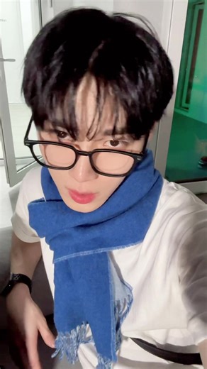 Emergency Challenge Dance by OMEGA X Members JaeHan and HanGyeom