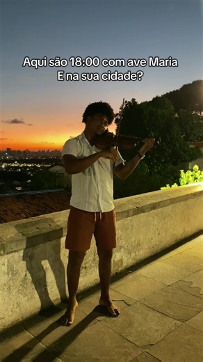 Ave Maria at 18:00: A Musical Reflection