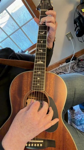 Rambling On My Mind on My PRS P20 Playing a few bars of “Rambling On My Mind,” the timeless Delta blues classic written by Robert Johnson. This raw blues tone comes from my PRS P20 parlor guitar, perfect for fingerstyle, bottleneck slide, and authentic acoustic blues feel. If you love classic blues guitar, early American roots music, or learning how legendary blues songs sound on modern parlor guitars, this one’s for you. Follow Hometracks Guitar for blues riffs, beginner tips, and guitar inspir