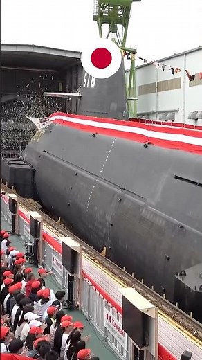 海自史上最大の潜水艦「蒼鯨」。世界初の電池が、青いクジラを最も静かにする