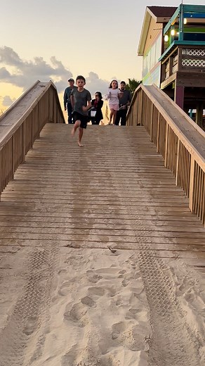 The parade | Jennifer Warren | Facebook