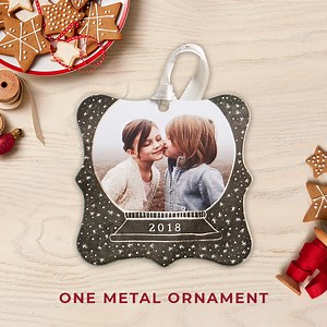 Gear up for the holidays with freebies! Get a free metal ornament, desktop plaque, and/or puzzle. Use code EARLYGIFTS by tonight, Oct 11. | Shutterfly