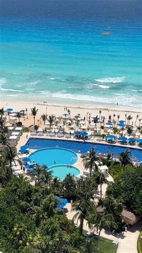 15K views · 1.1K reactions | Sometimes, happiness is just a view, a breeze, and the feeling of being completely present. ✨ Discover your own unforgettable moments in paradise: https://bit.ly/3XEhgML #AquaLover #TimeToLive | Live Aqua Beach Resort Cancun | Facebook