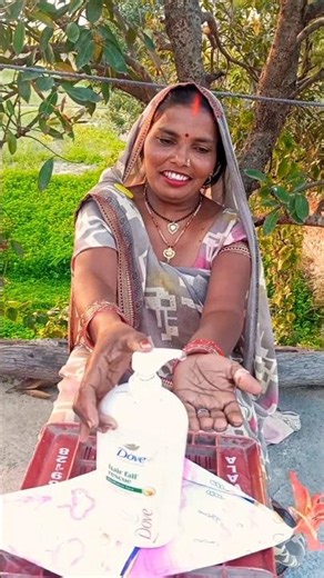 Goldi🤔😊 Ne liya mamma se 🥺help#shorts #trending