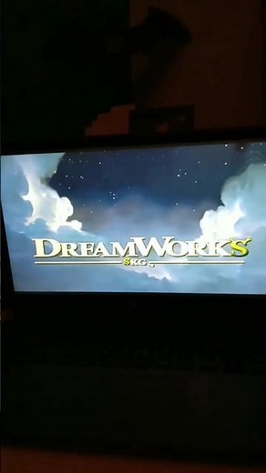 Universal / DreamWorks SKG™ (2001)