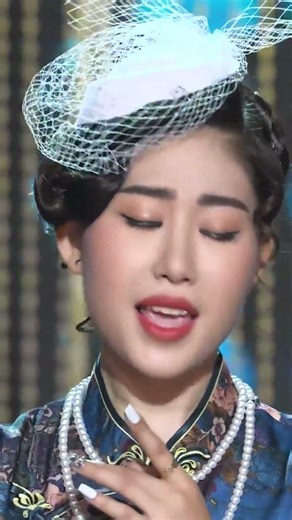 Chiều nay không có Anh, gió mưa về nghe thương nhớ thêm.....Chút Kỷ Niệm Buồn - Mộc Anh