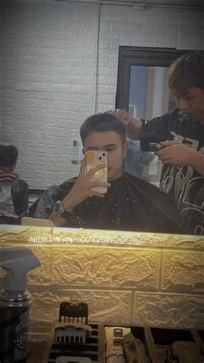 Chào như thế này đã đúng chưa ạ