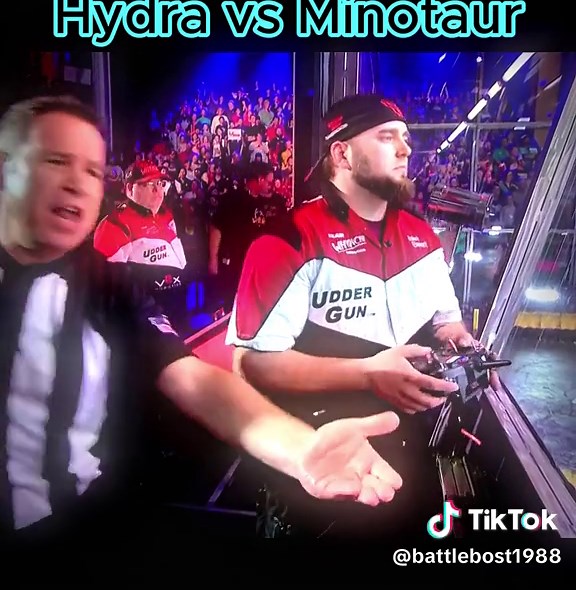 Hydra vs Minotaur #battlebots #battle #bots #robot #robotwars #war
