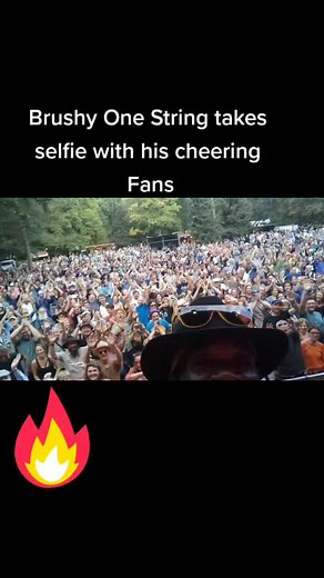 #onestringyaad #brushyonestring #chickeninthecorn #germany #jamaicatiktok #bobmarley #realworld #africantiktok #duet #viral