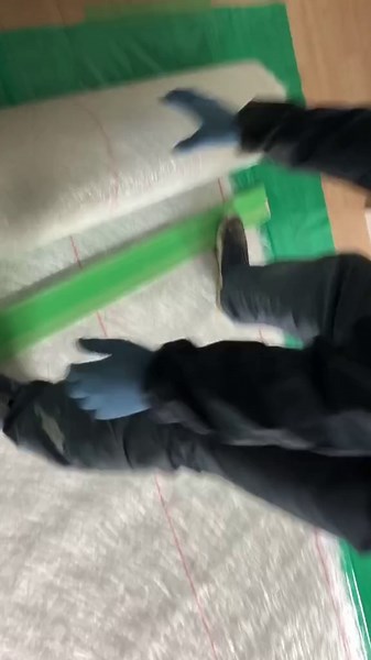 FRP防水製品のガラスマット切断技術